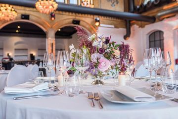 Berlin Präsentation Industriegebäude Eventlocation Wartehalle image 4