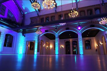 Berlin Präsentation Industriegebäude Eventlocation Wartehalle image 6