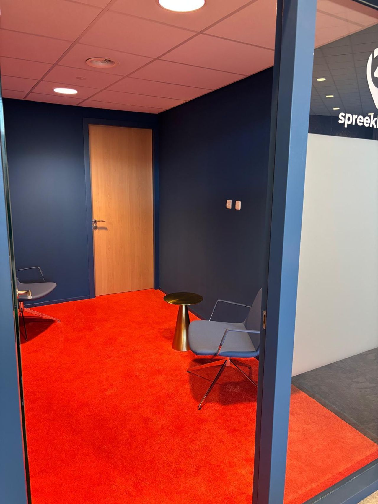 Steenwijk  Bedrijvencentrum Spreekkamer 4 image 0
