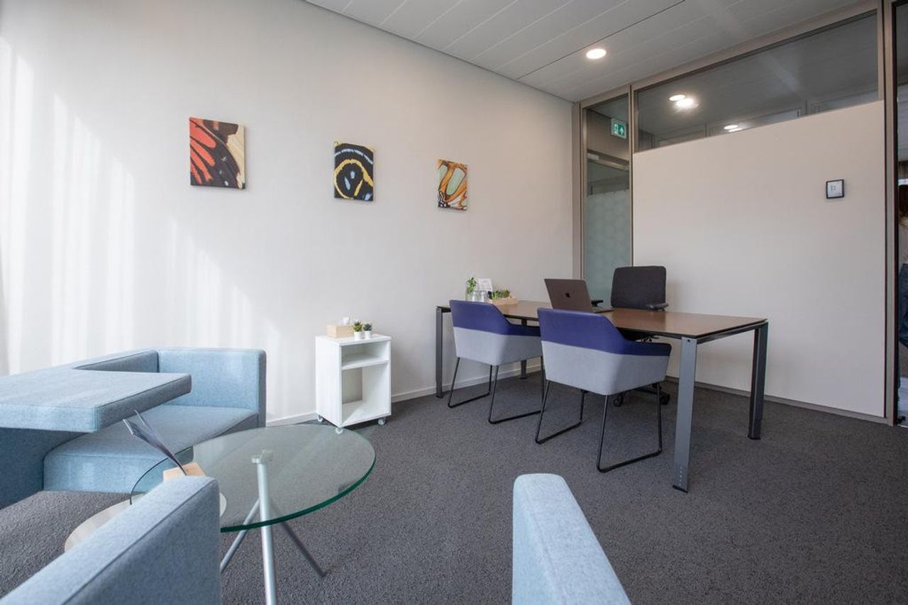 Arnhem Offsite meeting Meeting room Rheden - Coachkamer image 2