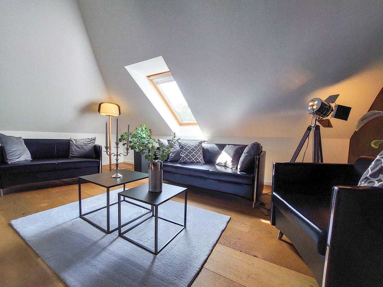 Dresden Mobiles Arbeiten Meetingräume Conference & Seminar Room image 7