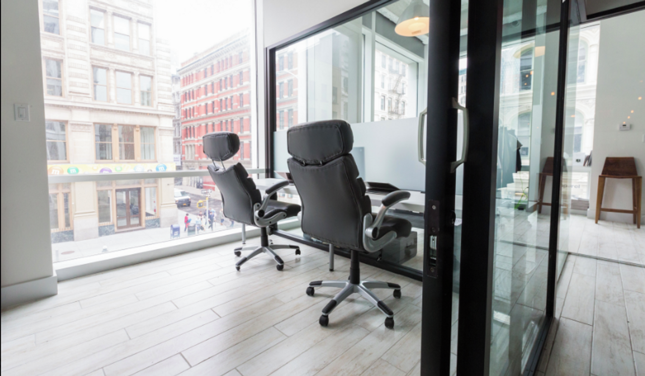 NYC conference rooms Coworking space Shared Workspace image 29