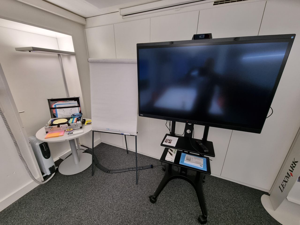 Lenzburg Kundengespräch Vergaderzalen Sitzungszimmer image 4