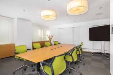 Zürich   Weisshorn image 2