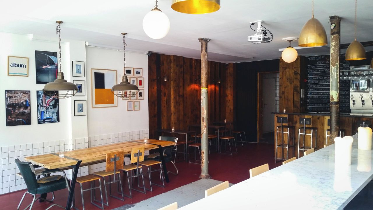 Paris workshop spaces Bar Microbrewery image 17