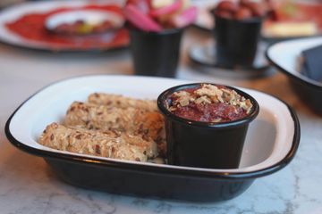 Paris workshop spaces Bar Microbrewery image 18