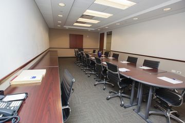 NYC training rooms Vergaderruimte Corporate Suites - 20 Person Classroom image 1
