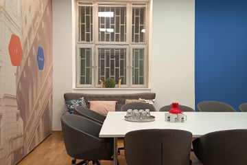 Budapest Meeting room Boardroom BLUE image 1