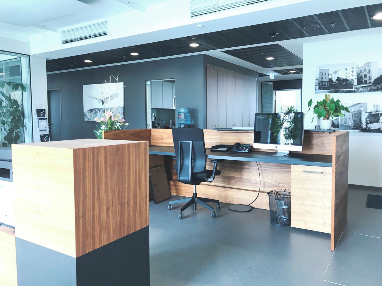 Berlin seminar rooms Meetingraum Schwarzen Konferenzraum image 15