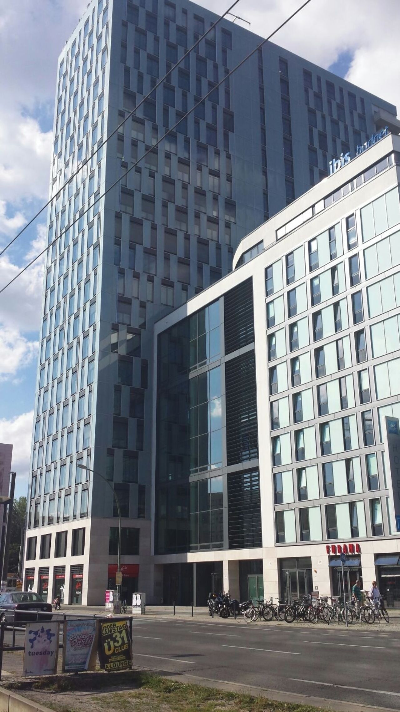 Berlin seminar rooms Meetingraum Schwarzen Konferenzraum image 11