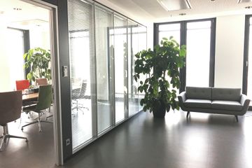 Berlin seminar rooms Meetingraum Schwarzen Konferenzraum image 7