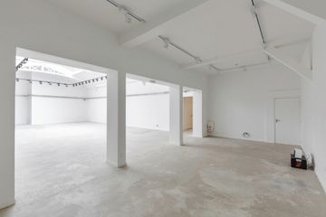 Paris workshop spaces Showroom Veranstaltungsrum LEON COEUR MARAIS 3 image 4