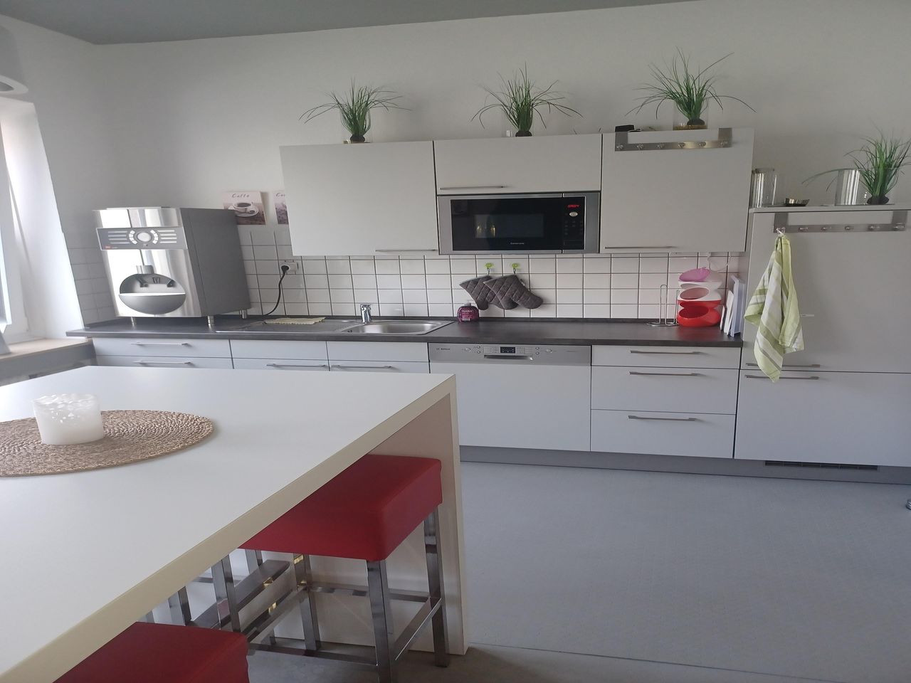 Bielefeld Coworking Coworking spaces Besprechungsraum klein image 3