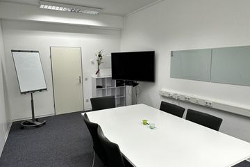 Bielefeld Coworking Coworking spaces Besprechungsraum klein image 2