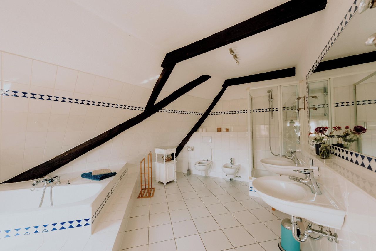 Rest of the World workshop spaces Historic venue Tagungshaus image 29