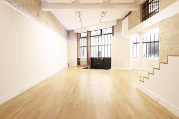 Paris conference rooms Gallery Gallery Turenne - Carreau du temple image 2