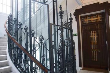 Madrid seminar rooms Coworking Space GSG Business Hub Cibeles - SALA BOLSA MADRID image 4