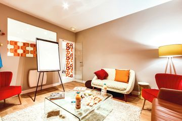 Paris training rooms Coworking space Salon Britney image 0