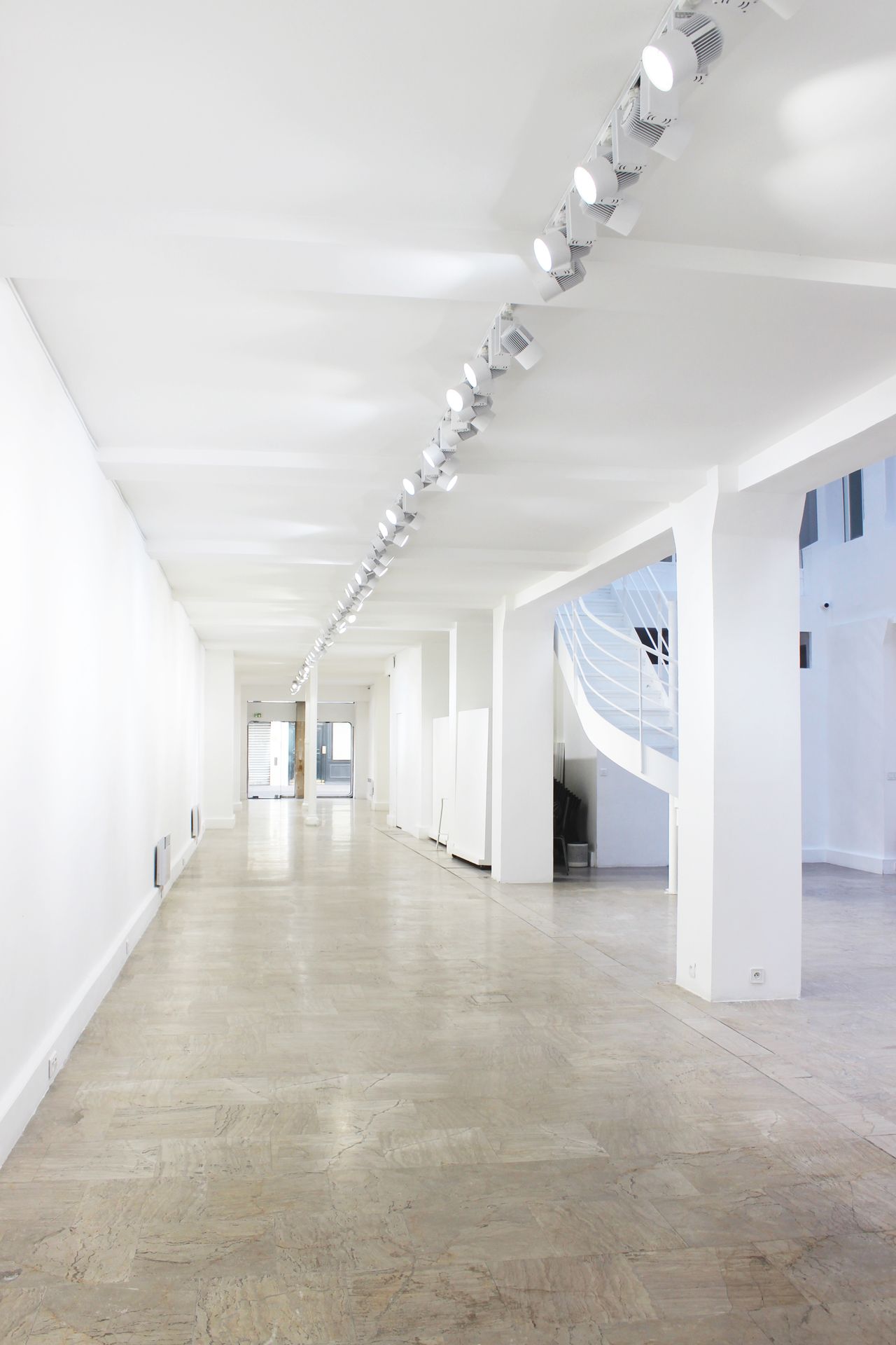 Paris corporate event spaces Veranstaltungsraum Galerie Turenne - Debeyleme, 850m2 image 29