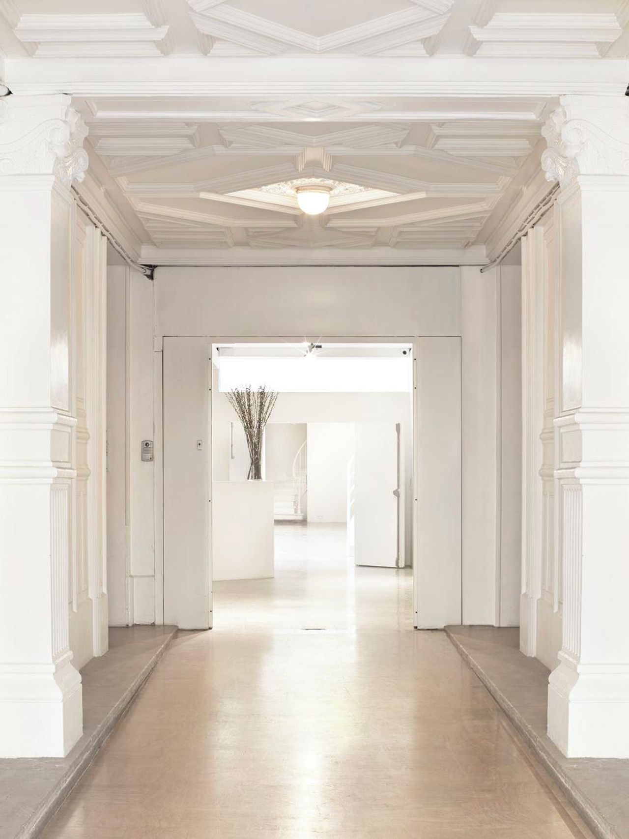 Paris corporate event spaces Veranstaltungsraum Galerie Turenne - Debeyleme, 850m2 image 27