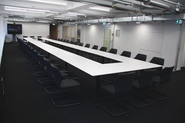 Berlijn seminar rooms Boardroom Meeting Space in Rocket Tower image 0