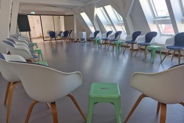 Berlin  Seminarräume Nikispace Dachgeschoss Nikolaiviertel image 2