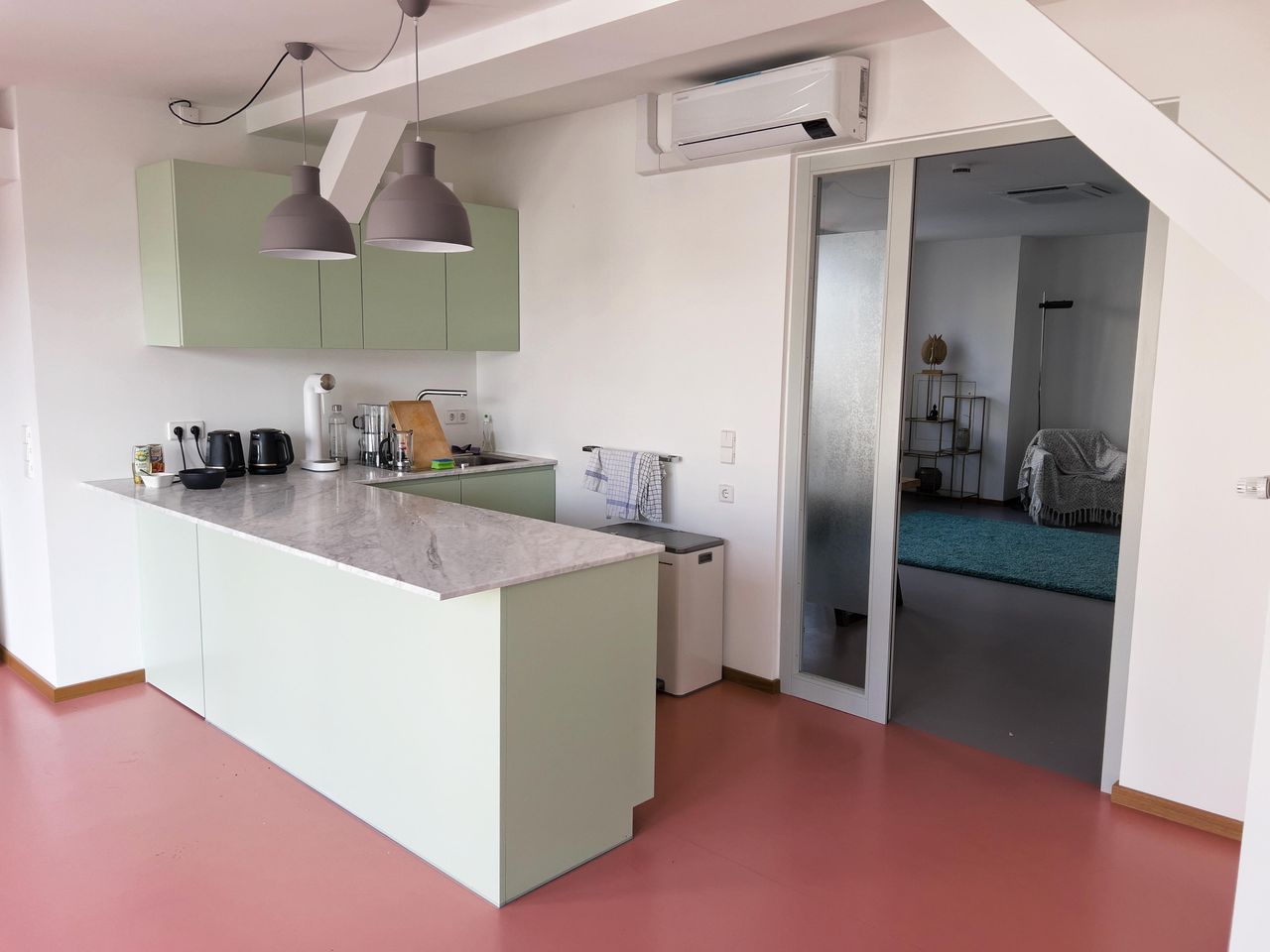 Berlin  Seminarräume Nikispace Dachgeschoss Nikolaiviertel image 12