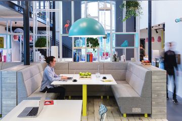 Paris seminar rooms Unusual venue Deskopolitan Château d'Eau image 10