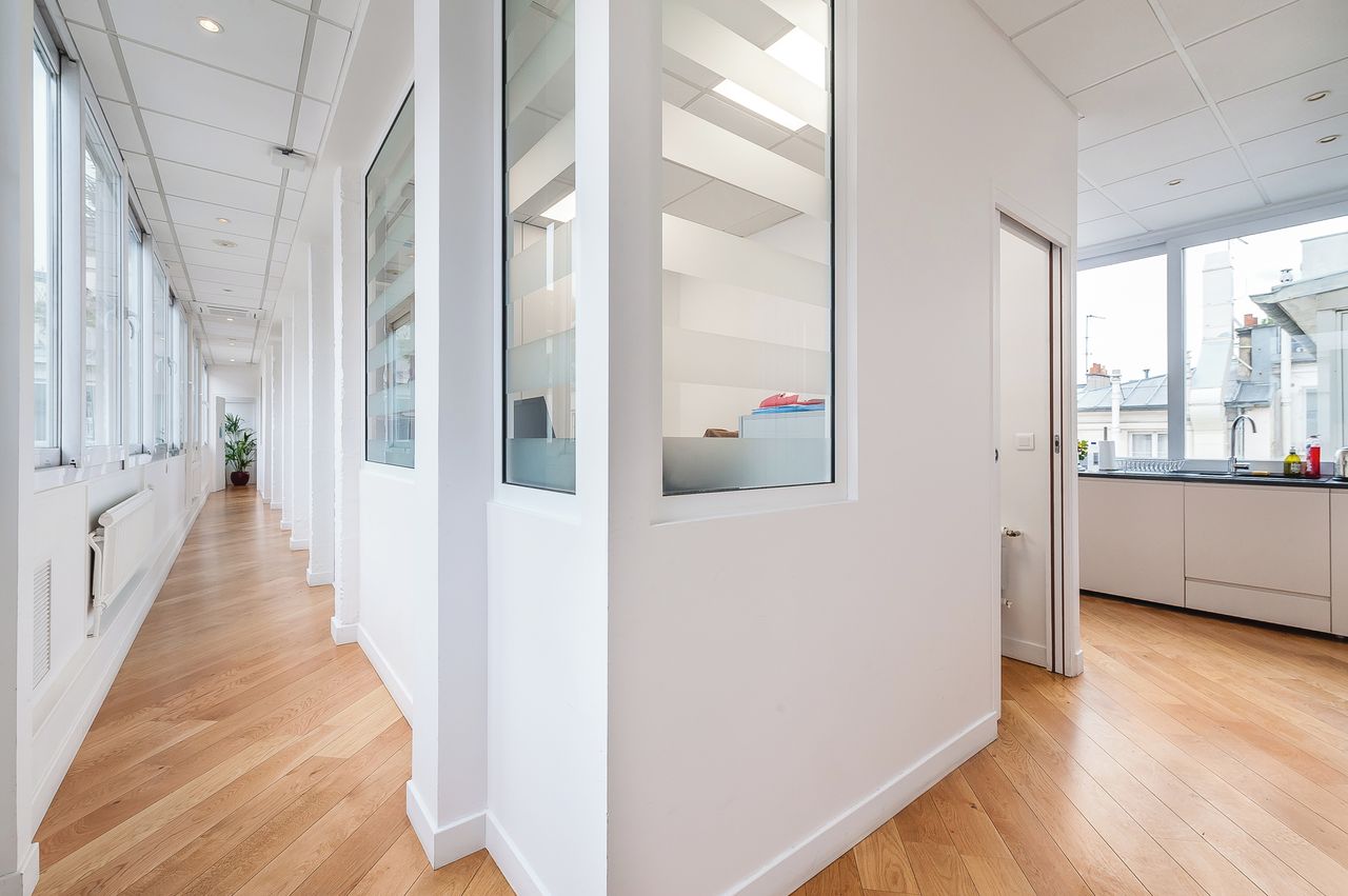 Paris workshop spaces Meeting room Conference room image 4