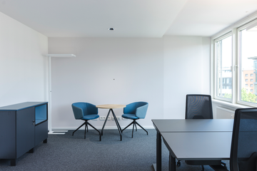 Stuttgart Coworking Flexibele kantoorruimtes Private Office image 2