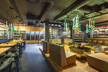 Berlijn corporate event spaces Bar Château 9 image 1