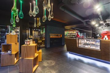 Berlijn corporate event spaces Bar Château 9 image 6