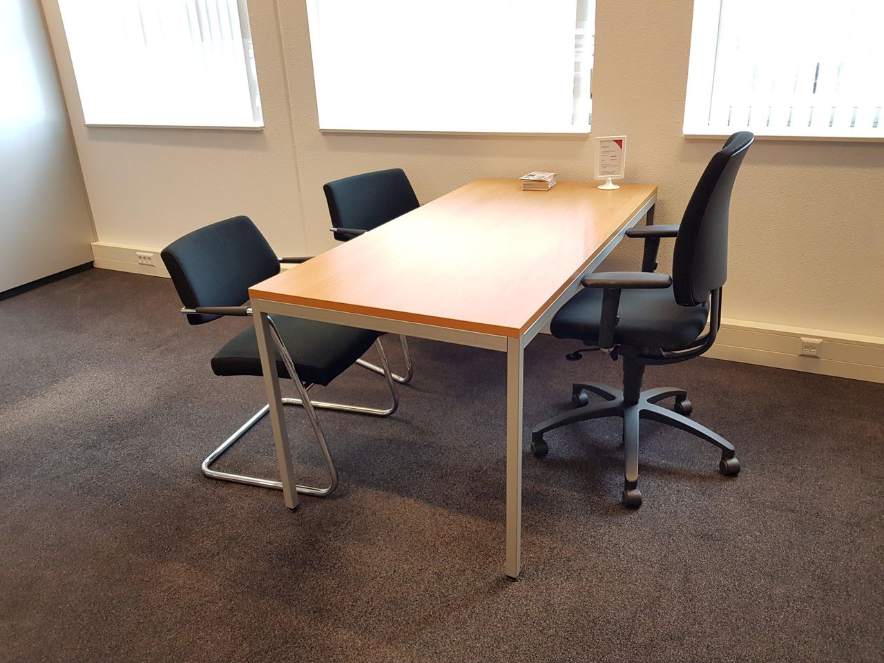 Goes Klantafspraak Meeting rooms Blauwe coachkamer image 1