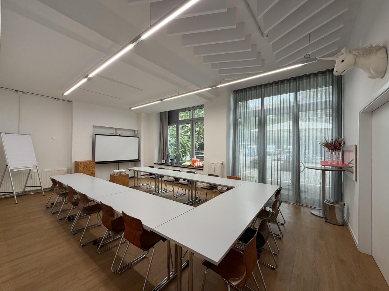 Berlin Kreatives Meeting Coworking spaces Konferenzraum image 6