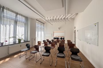 Berlin Kreatives Meeting Coworking spaces Konferenzraum image 1