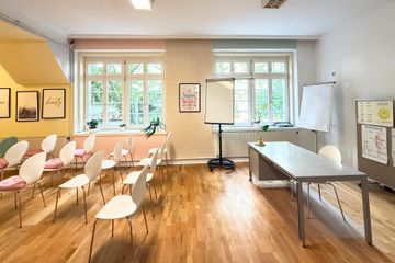 Vienna  Meeting room Business & Workshop Space mit Garten image 1