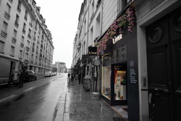 Paris training rooms Private residence Uptown image 23