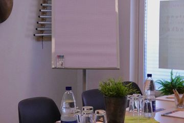 Rest der Welt Kundengespräch Workshop-Räume Body meets Soul -Seminarraum- image 1