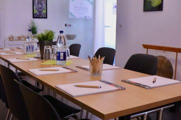 Rest der Welt Kundengespräch Workshop-Räume Body meets Soul -Seminarraum- image 5