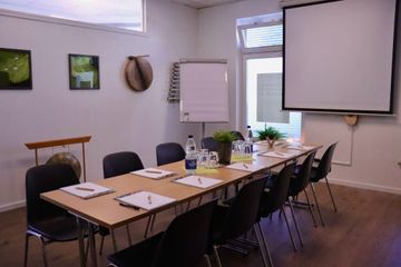 Rest der Welt Kundengespräch Workshop-Räume Body meets Soul -Seminarraum- image 0