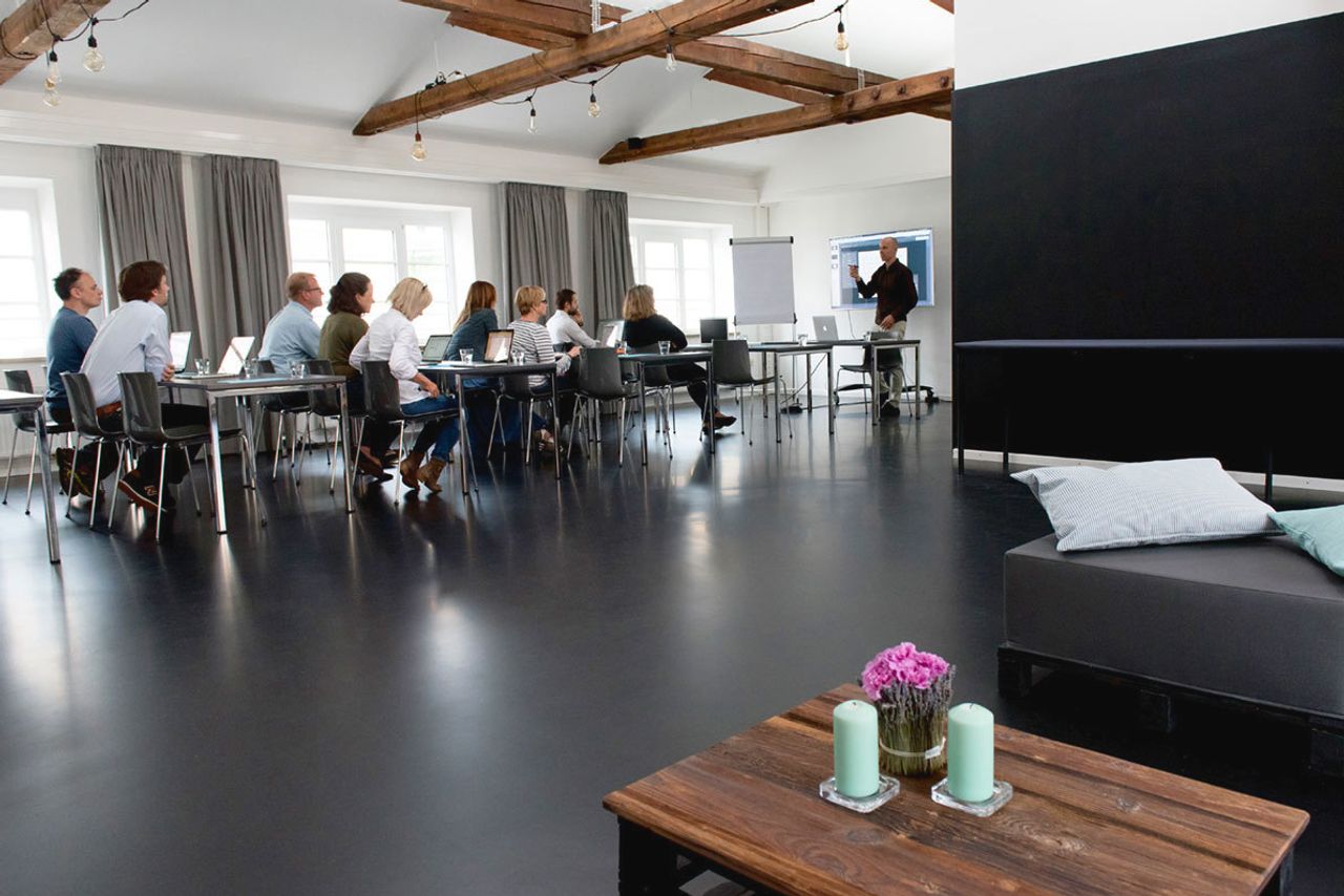 Munich training rooms Function Room Dachwerk Event image 2