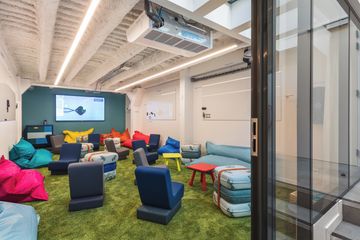 Paris corporate event spaces Meeting room Meeting room image 4