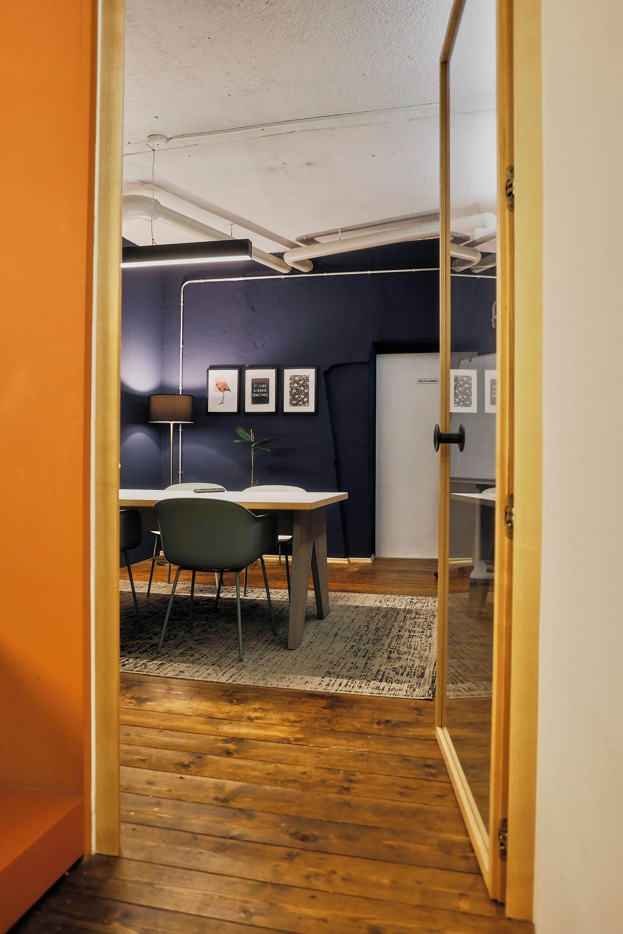 München training rooms Meetingraum Blue Room image 3