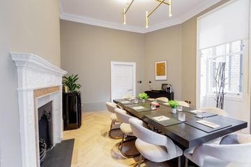 London Meeting rooms The Bloomsbury Room image 4