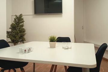 Budapest Meeting room Boardroom image 1