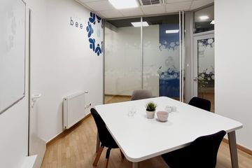 Budapest Coworking Meeting room Boardroom BEE image 1