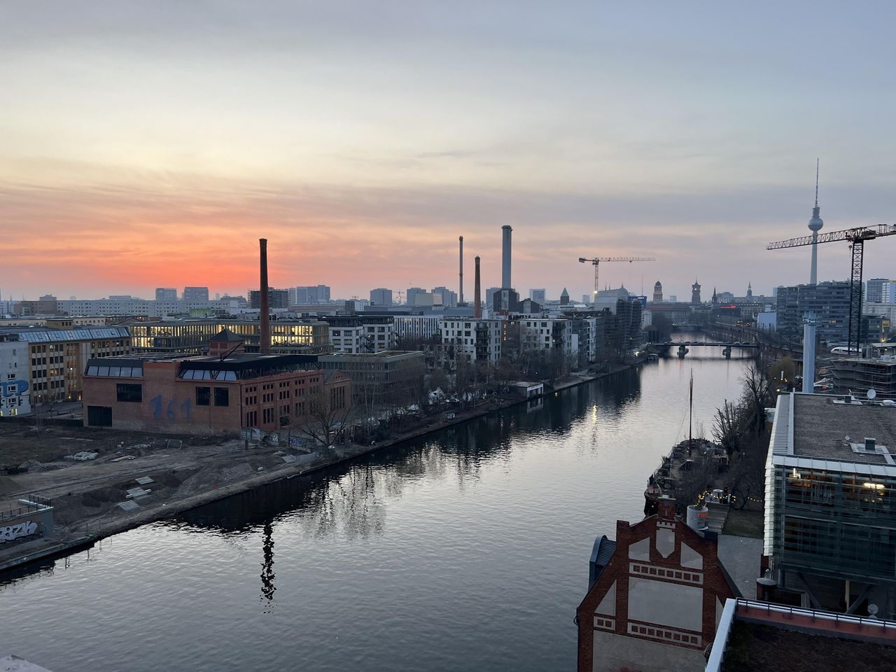 Berlin  Meeting room Meetingraum über der Spree image 4