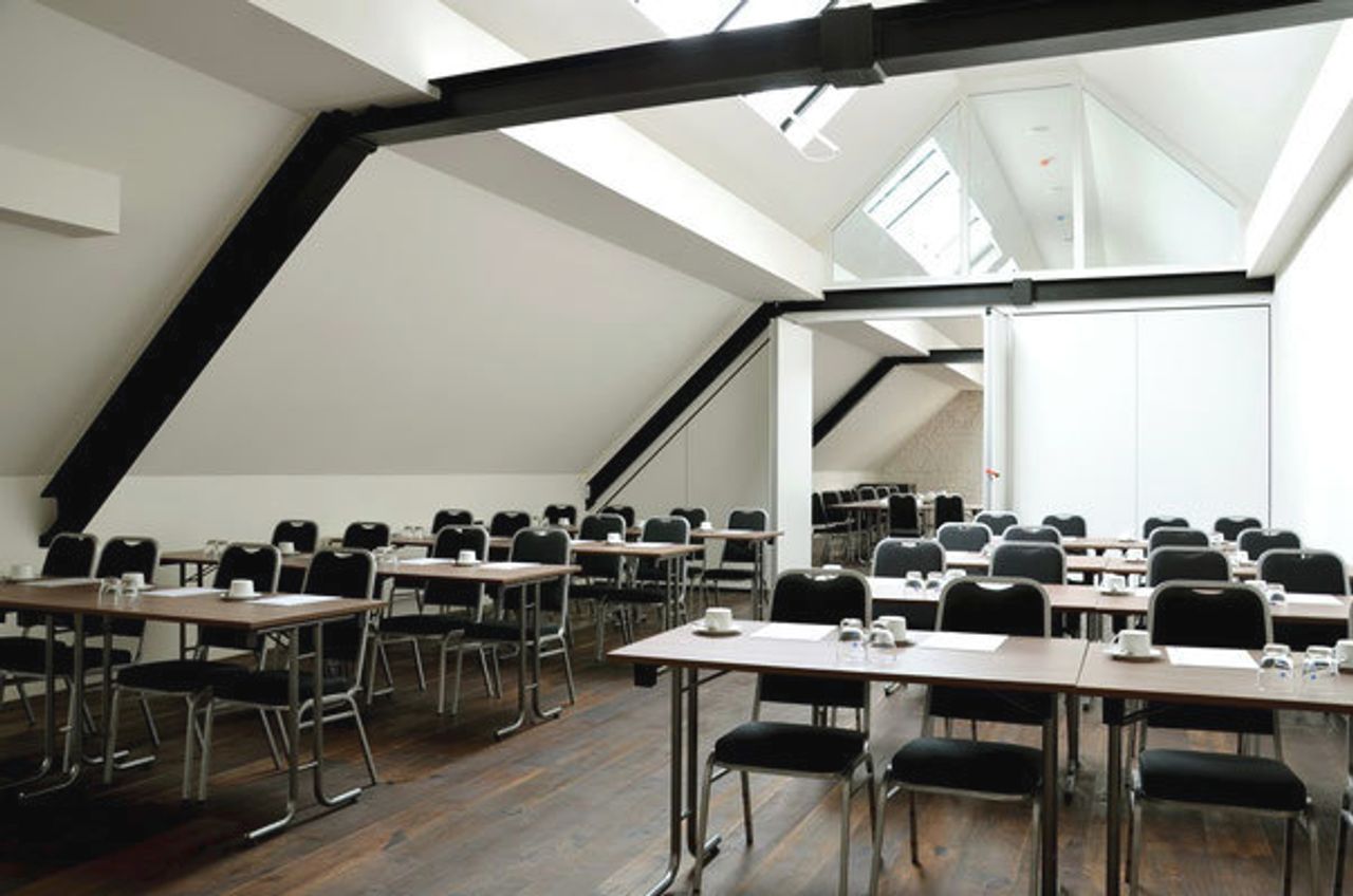 Rest der Welt seminar rooms Veranstaltungsraum Remise image 13