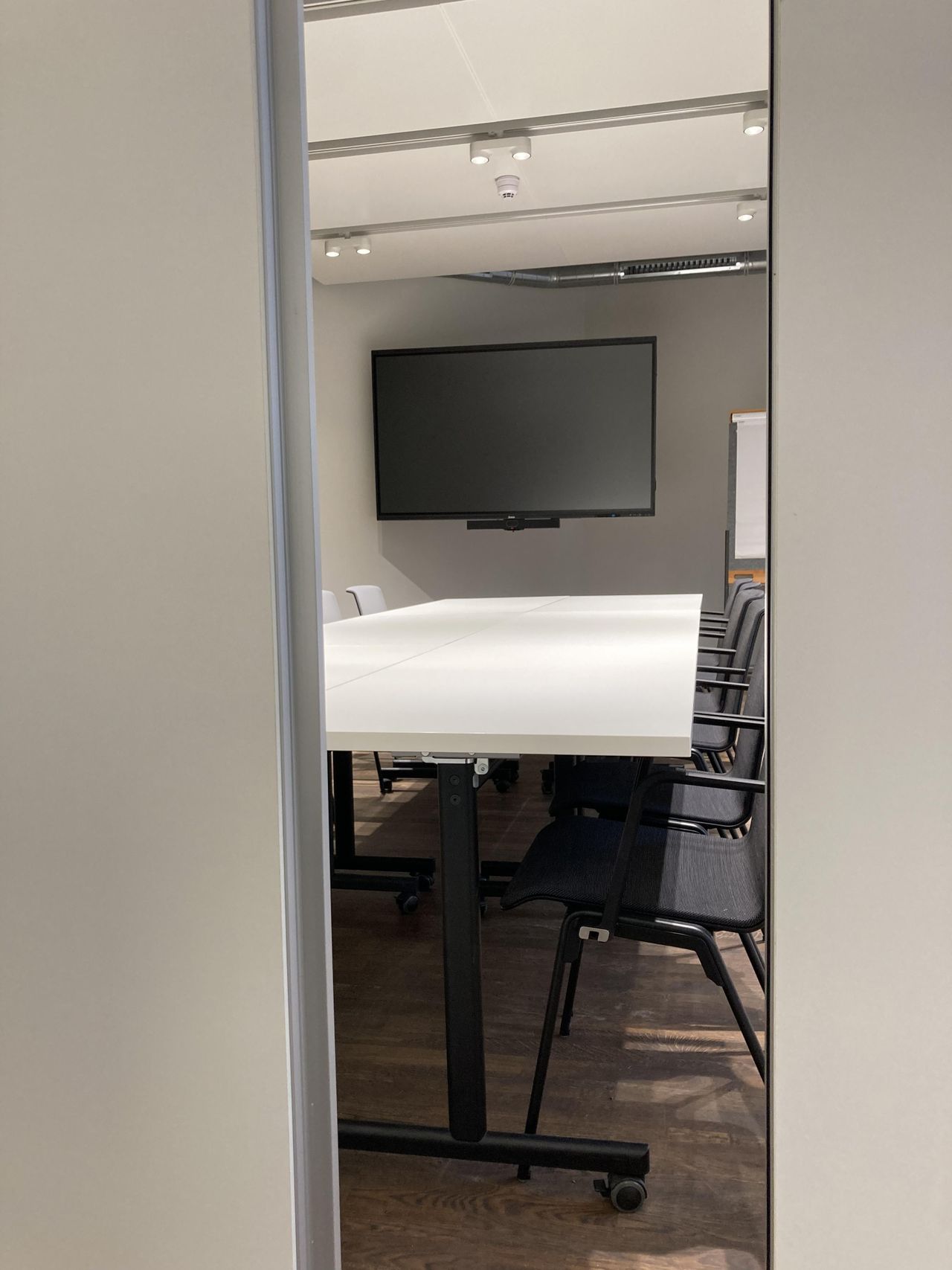 Rest of the World   Meeting Room CONNECT am Fetscherplatz/ Großer Garten / Nähe Uniklinikum image 7