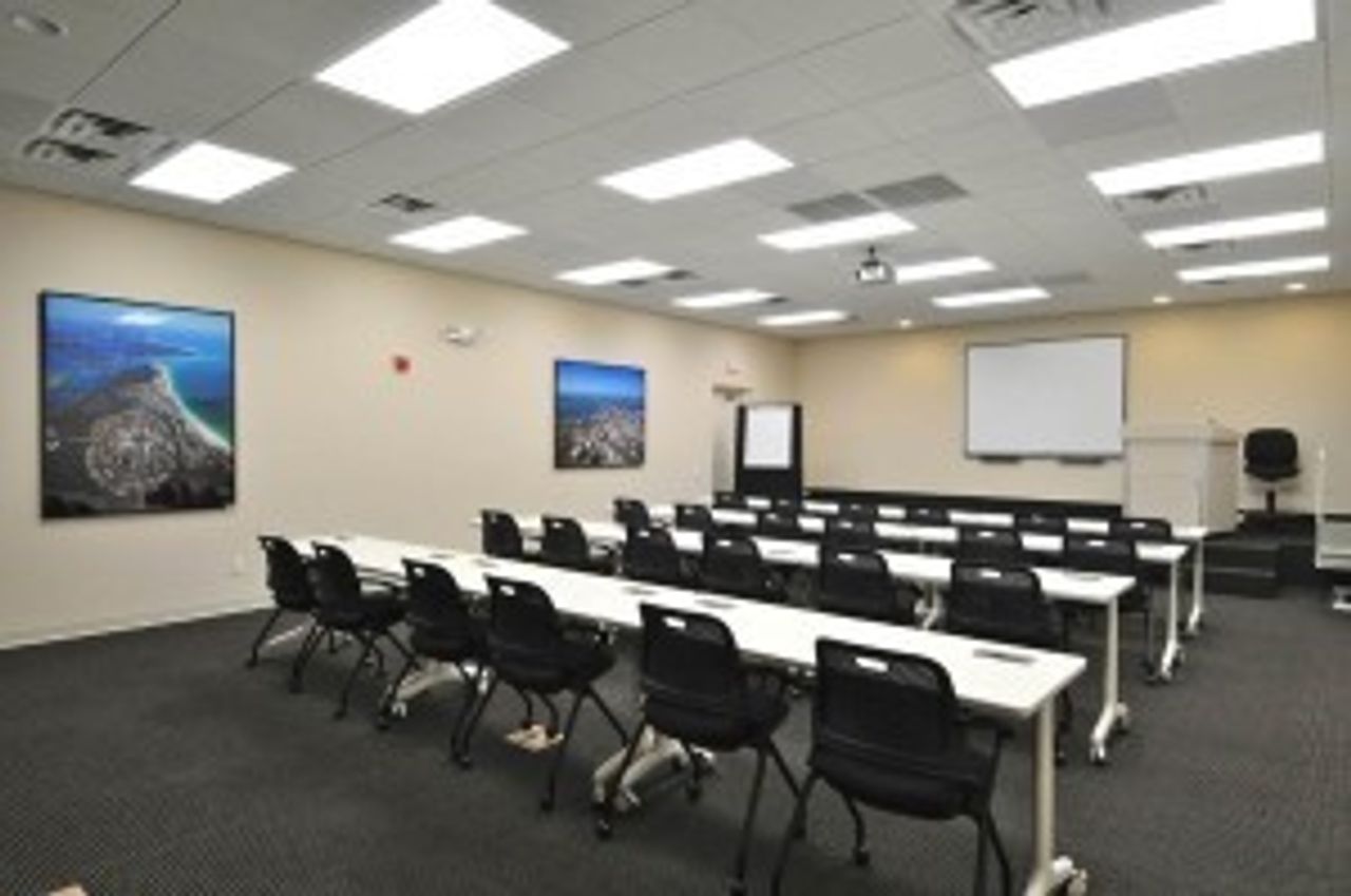 Johannesburg  Meeting room Real Life Rooms - Training Rooms image 1